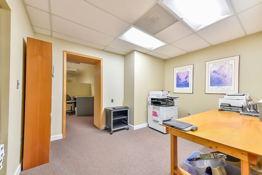 More Photos Of 300 Silver Cedar Ct, Chapel Hill Medical For Sale