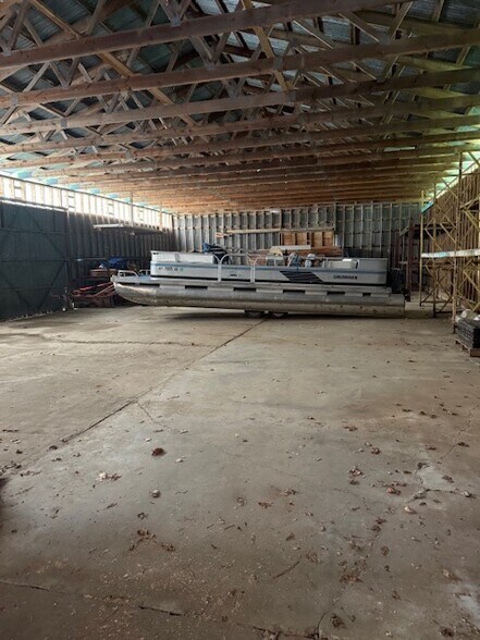 More Photos Of 2514 Foundry Pl, Clayville Industrial For Sale