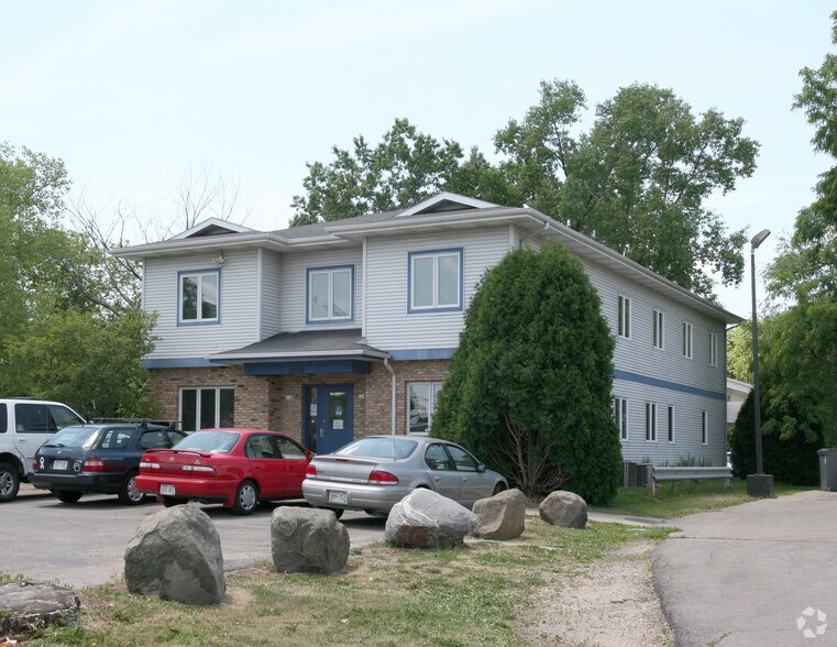Primary Photo Of 2000 Fordem Ave, Madison Office For Lease