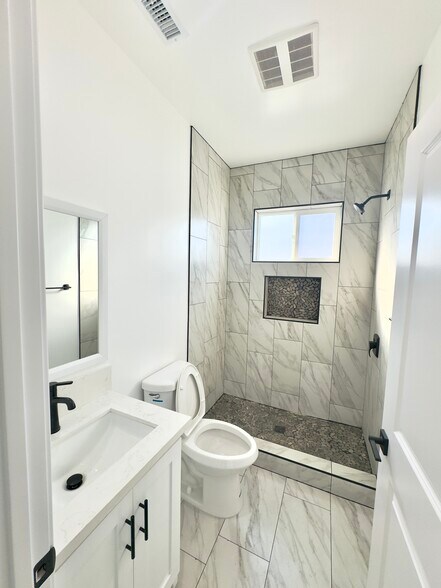 More Photos Of 2419 E 3rd St, Los Angeles Apartments For Sale