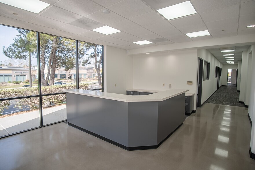 More Photos Of 2320 Cousteau Ct, Vista Light Manufacturing For Sale