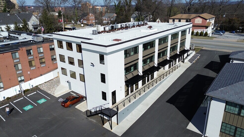 More Photos Of 515 E Joppa Rd, Towson Unknown For Lease
