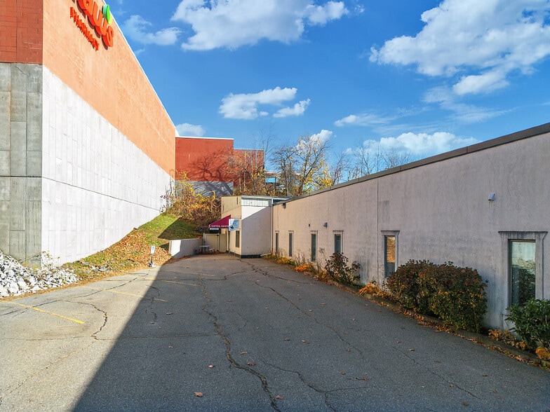 More Photos Of 219 Capitol St, Augusta Office For Lease