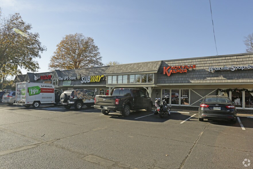 More Photos Of 5201-5205 Kingston Pike, Knoxville Unknown For Lease