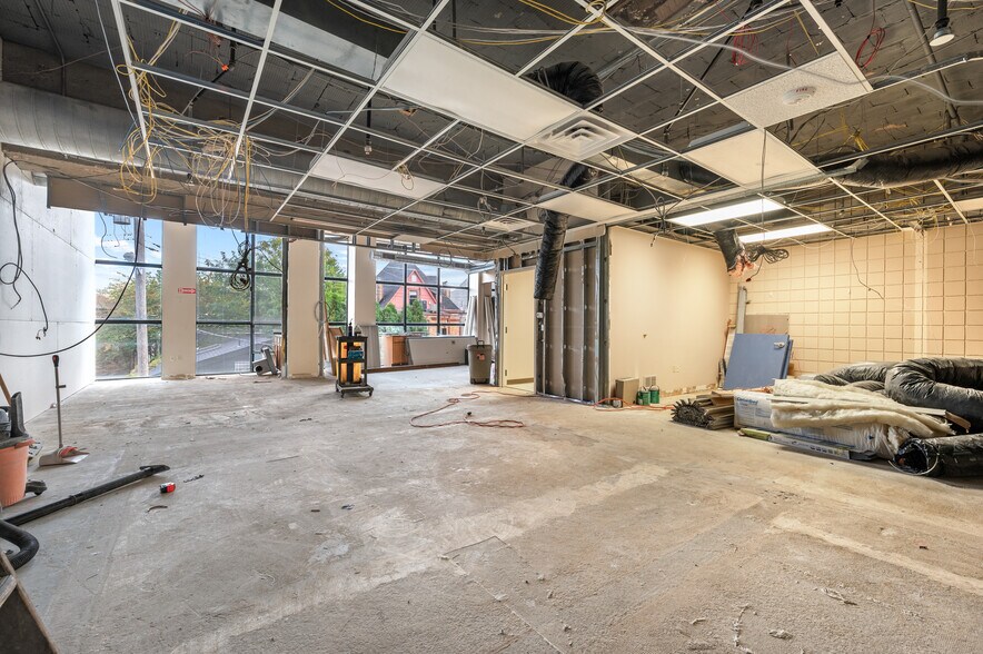 More Photos Of 5830 Ellsworth Ave, Pittsburgh Medical For Lease