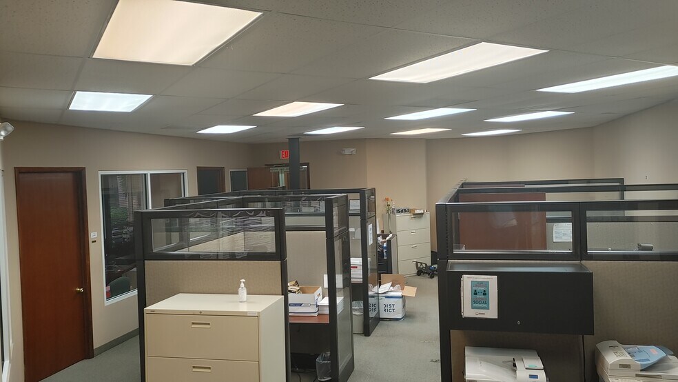 More Photos Of 1545 N Park Dr, Weston Office For Lease