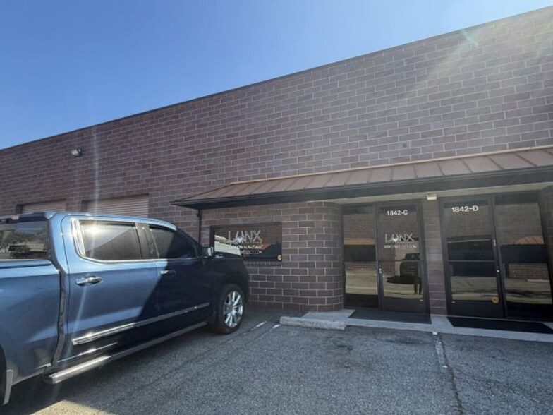 More Photos Of 1842 W 11th St, Upland Warehouse For Sale