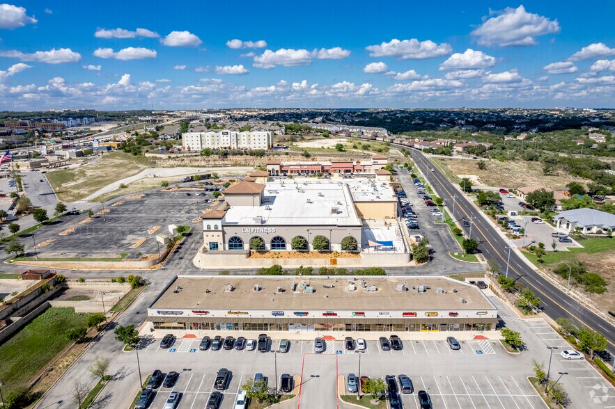 More Photos Of 21044 N US-281 Hwy, San Antonio Unknown For Lease