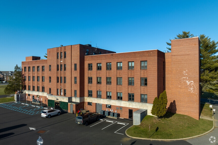 More Photos Of 800 Oceanport Ave, Fort Monmouth Unknown For Lease