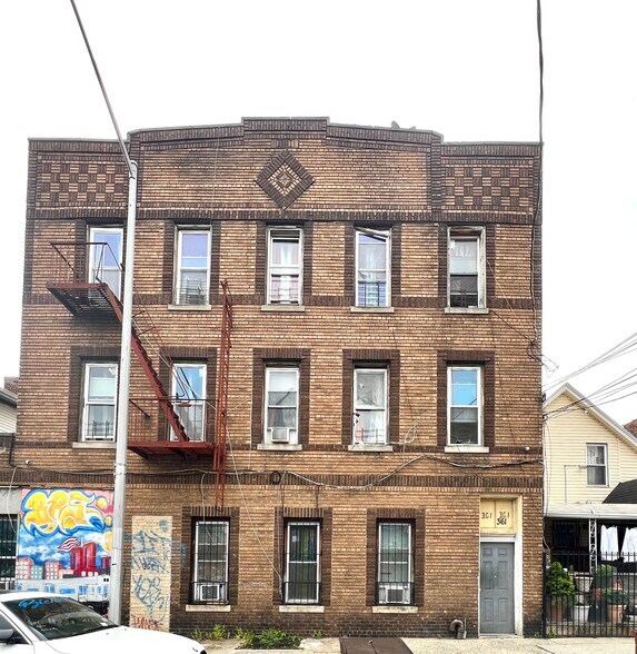 More Photos Of 676 Liberty Ave, Brooklyn Storefront Retail Residential For Lease