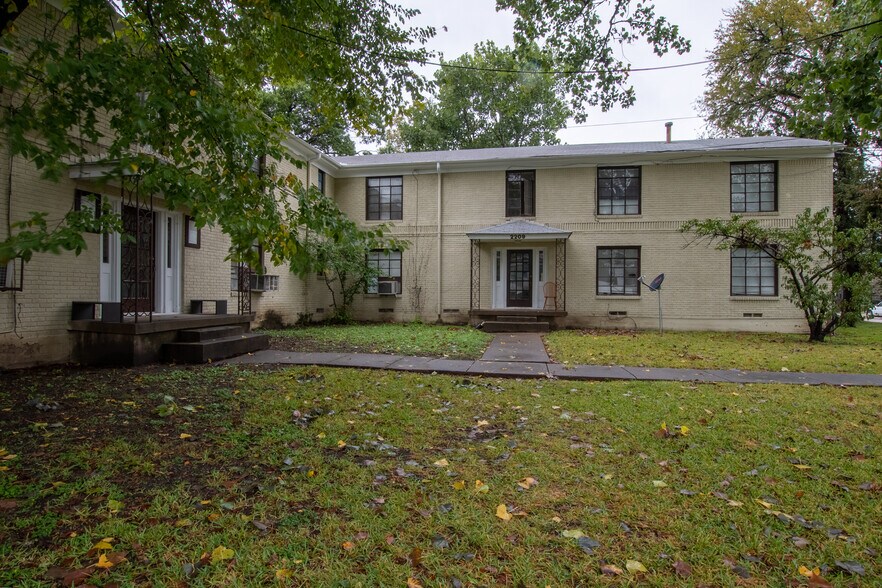 More Photos Of 2203-2209 N Fitzhugh Ave, Dallas Apartments For Sale