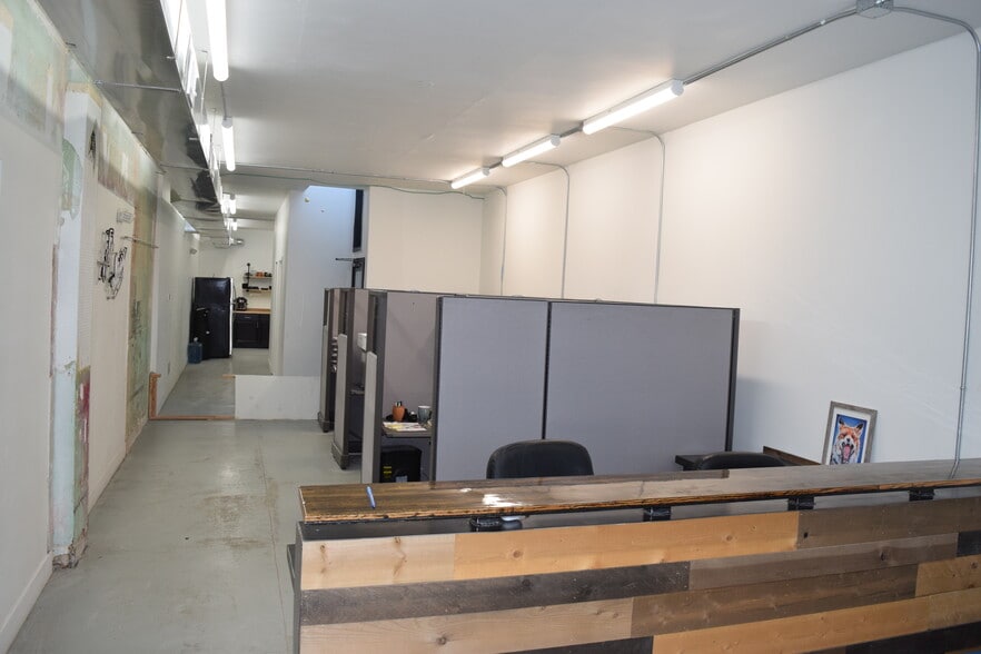 More Photos Of 2650-2654 S Broadway, Denver Storefront For Lease