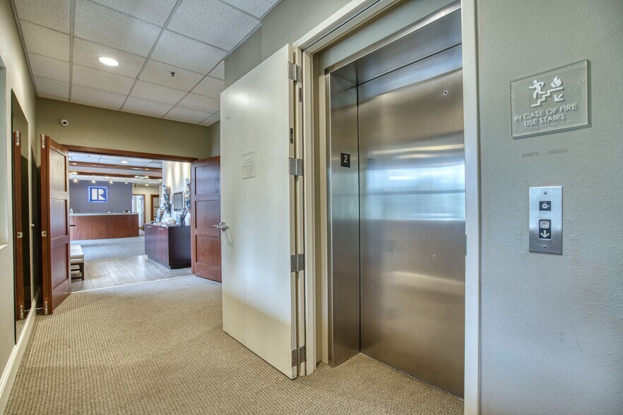 More Photos Of 4790 Table Mesa Dr, Boulder Office For Lease