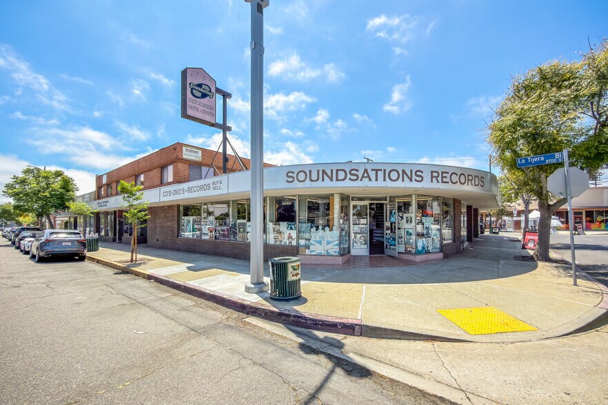 Primary Photo Of 8701 La Tijera Blvd, Los Angeles Storefront For Sale