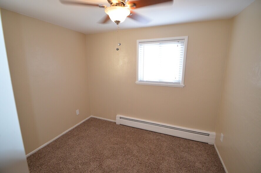 More Photos Of 5547 S Grant St, Littleton Apartments For Sale