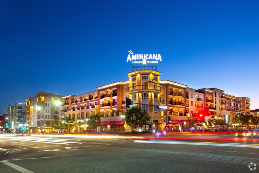 More Photos Of 889 Americana Way, Glendale Apartments For Lease