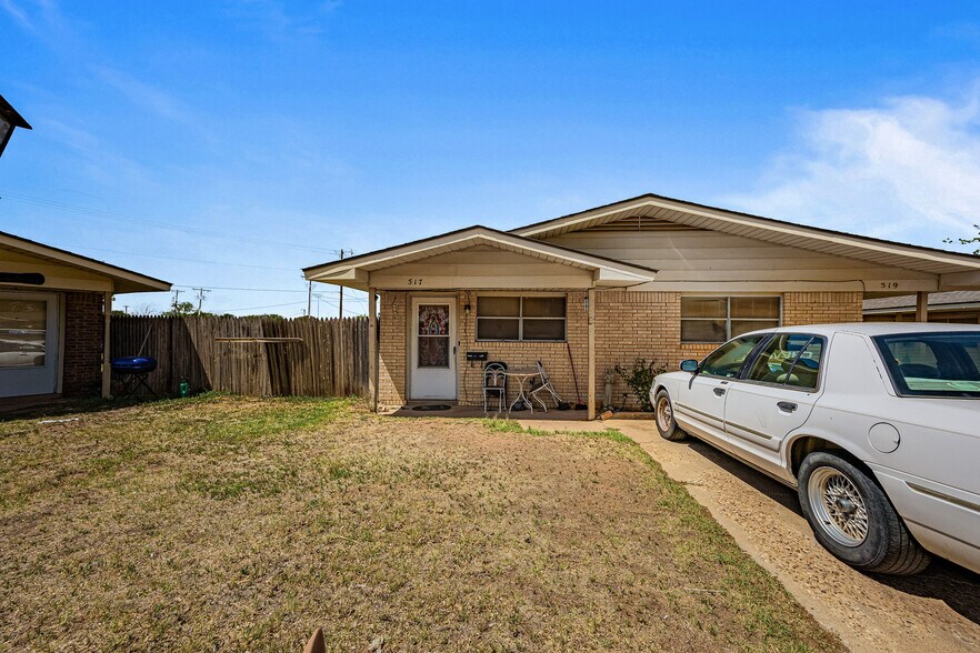 More Photos Of 501-524 Plaza Dr, Slaton Apartments For Sale