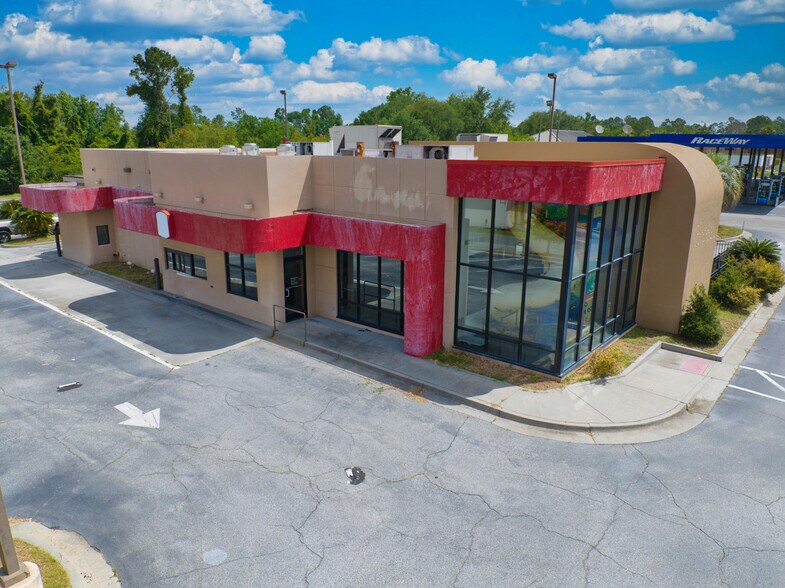 More Photos Of 1197 Lakes Blvd, Lake Park Fast Food For Lease