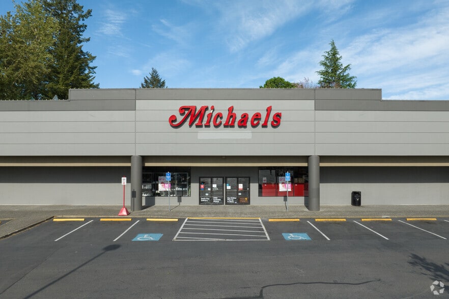 More Photos Of 11211 SE 82nd Ave, Portland Unknown For Lease