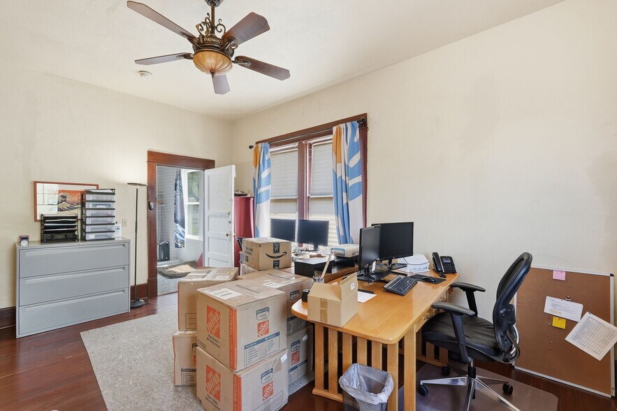 More Photos Of 1004 N 6th Ave, Tucson Office For Sale