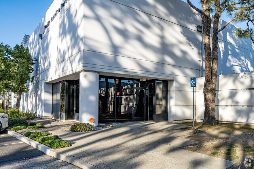More Photos Of 8940 Sorensen Ave, Santa Fe Springs Warehouse For Lease