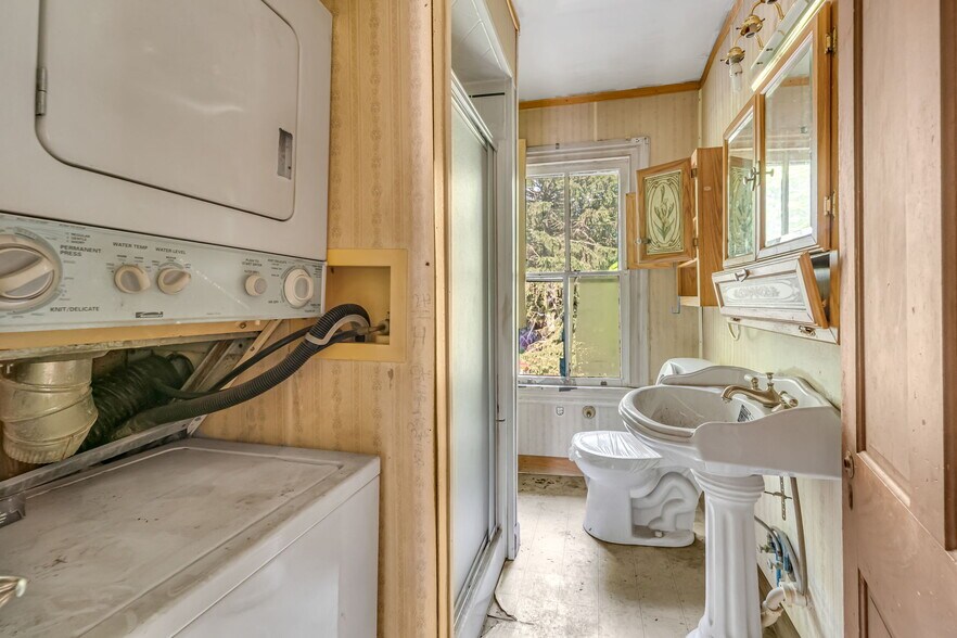 More Photos Of 177 East Ave, Bridgeton Apartments For Sale