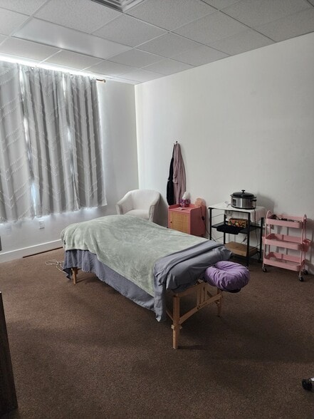 More Photos Of 1446 W Ustick Rd, Meridian Medical For Sale