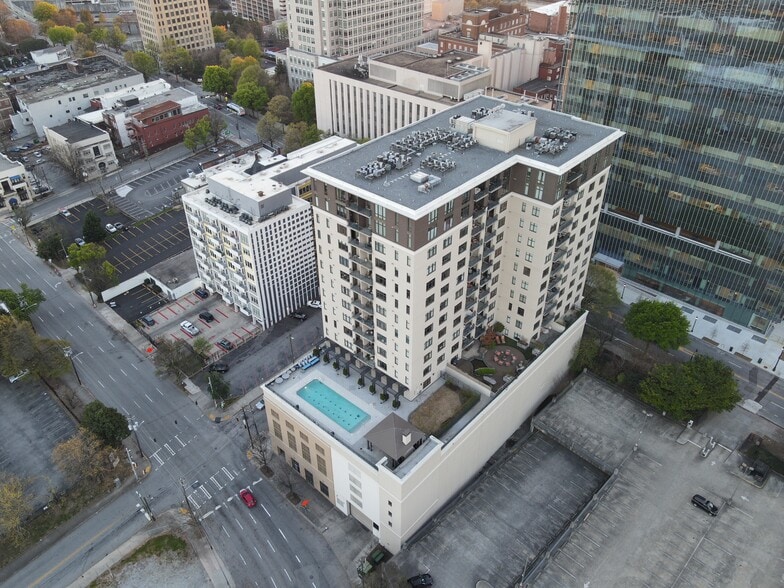 More Photos Of 565 Peachtree St NE, Atlanta Apartments For Lease