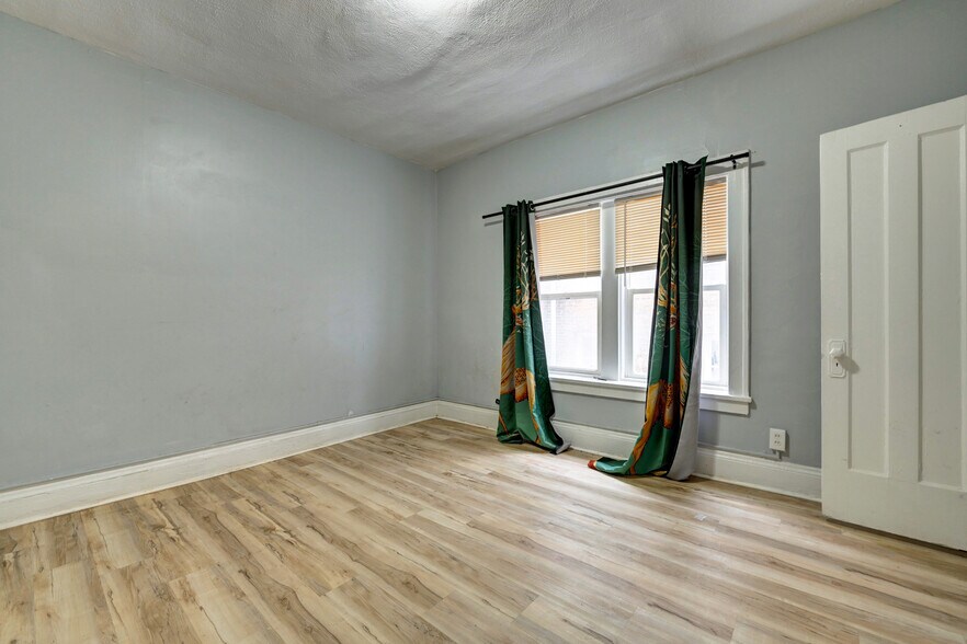 More Photos Of 14120 Superior Rd, Cleveland Multifamily For Sale