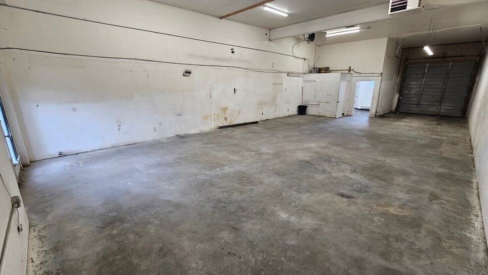 More Photos Of 12100 W 52nd Ave, Wheat Ridge Warehouse For Lease