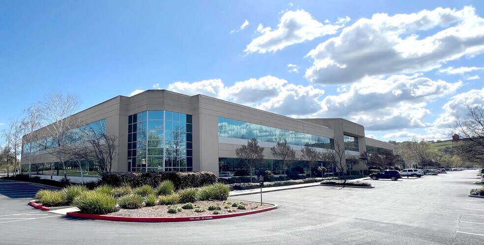 More Photos Of 18705 Madrone Pky, Morgan Hill Research And Development For Lease