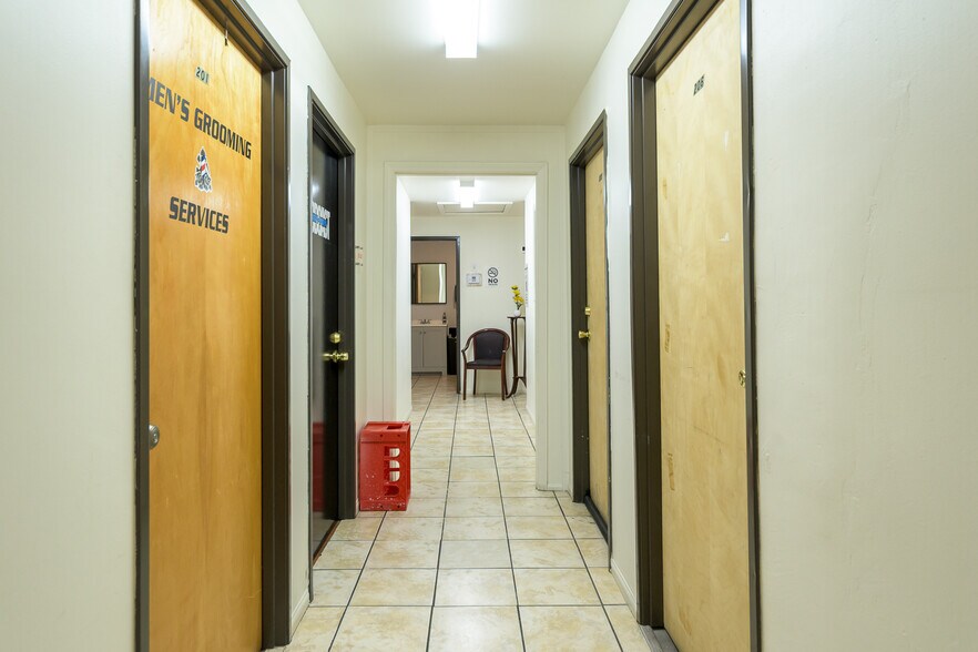 More Photos Of 1108 5th St, San Fernando Storefront Retail Office For Sale