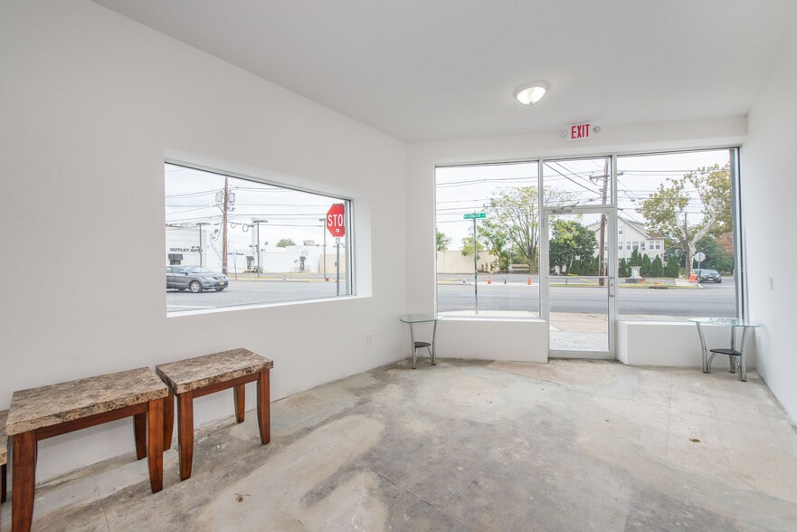 More Photos Of 47 Washington Ave, Nutley Apartments For Lease