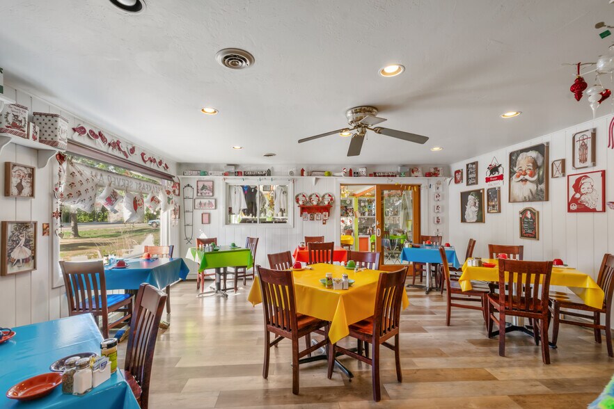 More Photos Of 7918 State Highway 42, Egg Harbor Restaurant For Sale