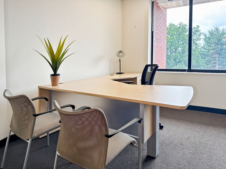More Photos Of 7201 Wisconsin Ave, Bethesda Coworking Space