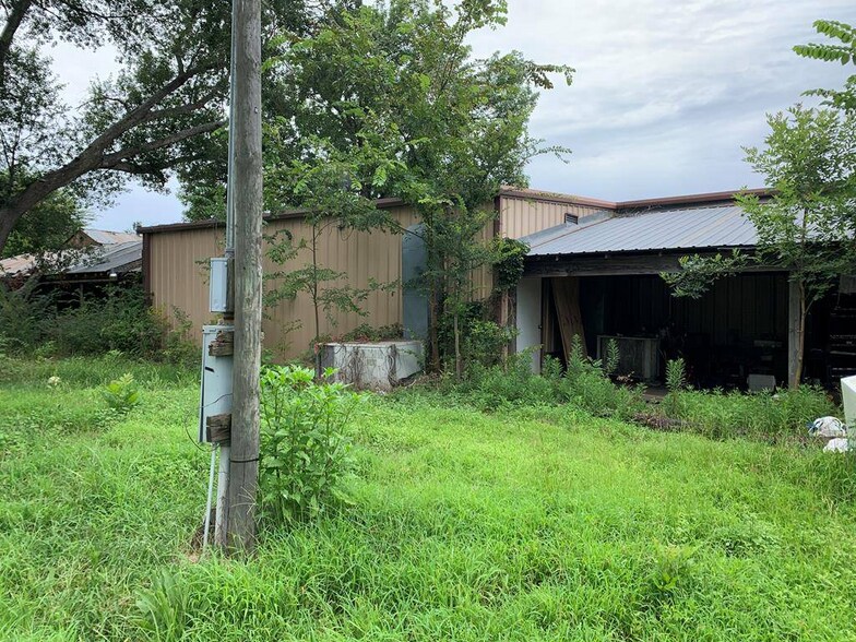 More Photos Of 15703 E US Hwy 175, Poynor Freestanding For Sale