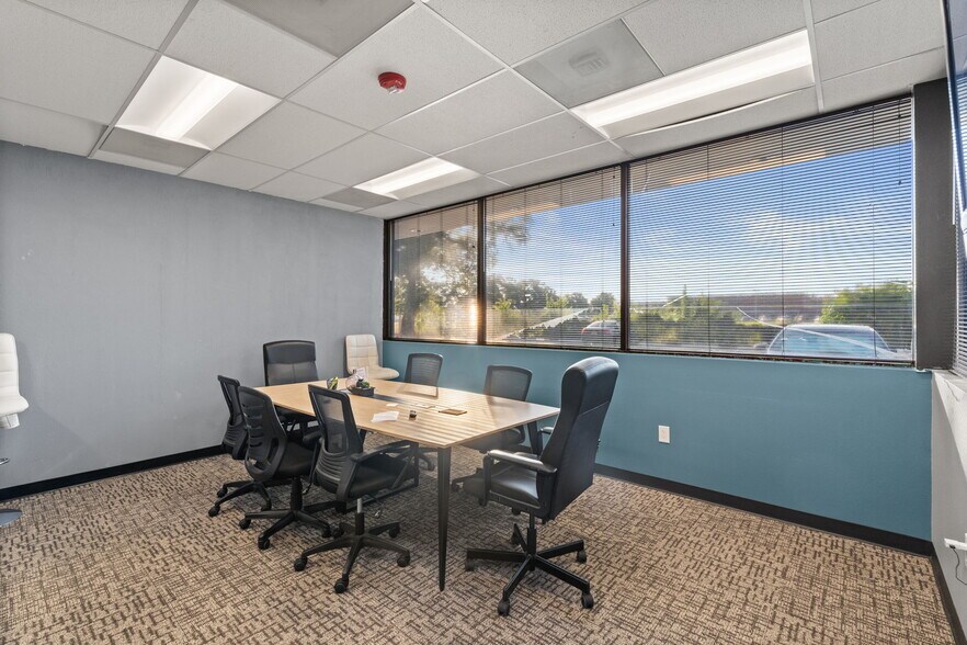 More Photos Of 17325 Red Oak Dr, Houston Medical For Sale