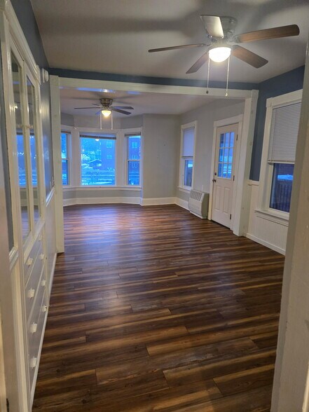 More Photos Of 12 Middle St, Lancaster Storefront Retail Residential For Sale