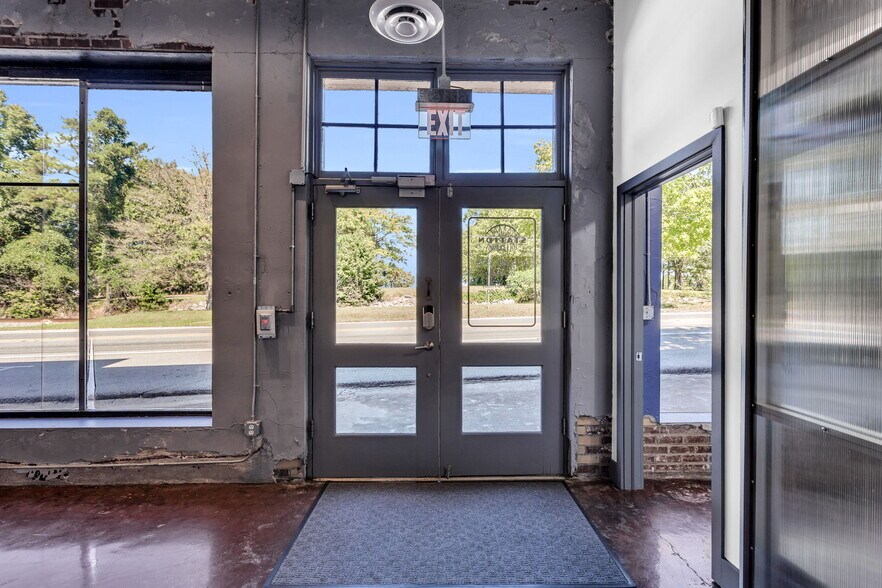 More Photos Of 12461 Veterans Memorial Hwy, Douglasville Loft Creative Space For Lease