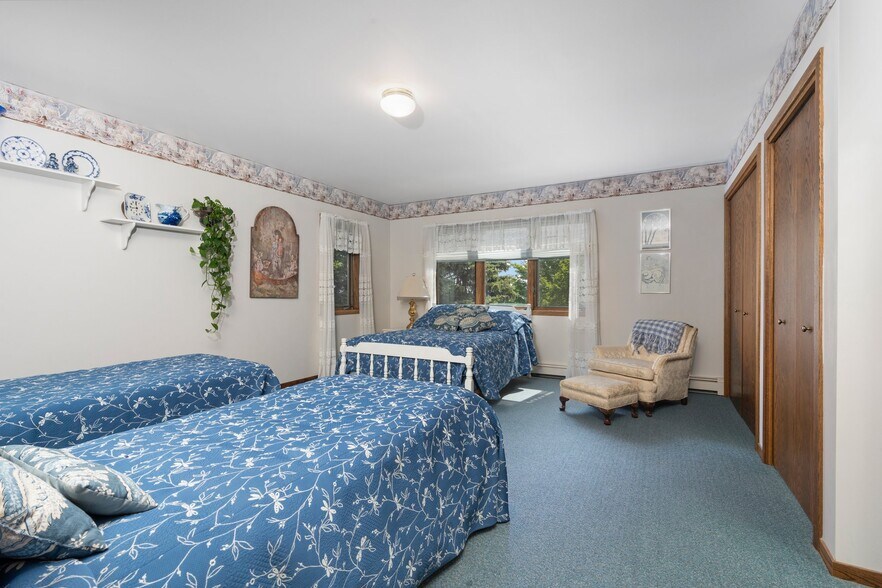 More Photos Of 10343 E Hilltop Rd, Suttons Bay Winery Vineyard For Sale