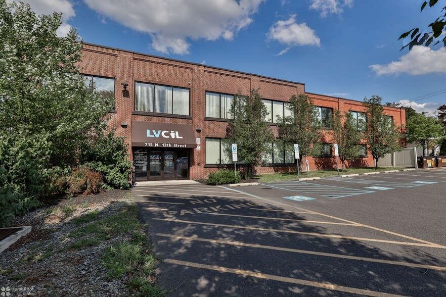 Primary Photo Of 1226-1232 W Green St, Allentown Flex For Lease