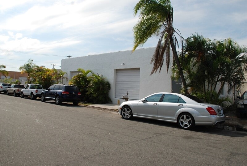 More Photos Of 223 S H St, Lake Worth Manufacturing For Lease