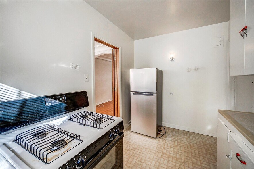 More Photos Of 1275 Steele St, Denver Apartments For Sale