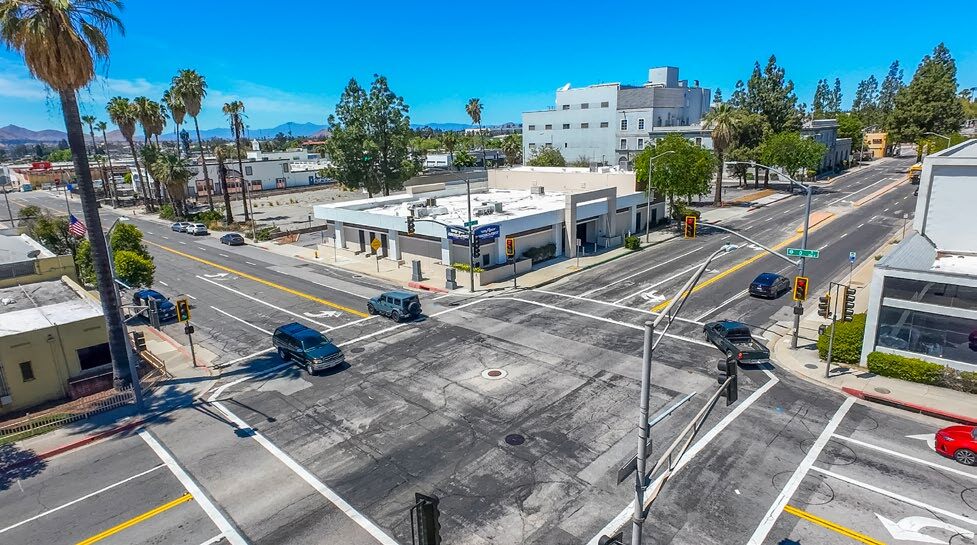 More Photos Of 401 W 2nd St, San Bernardino Serviced Offices For Sale
