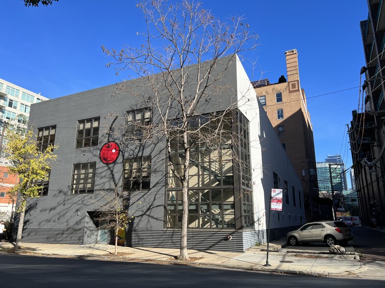 Primary Photo Of 19 N Sangamon St, Chicago Loft Creative Space For Sale