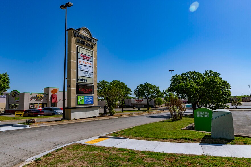 More Photos Of 2350 SE Washington Blvd, Bartlesville Unknown For Lease