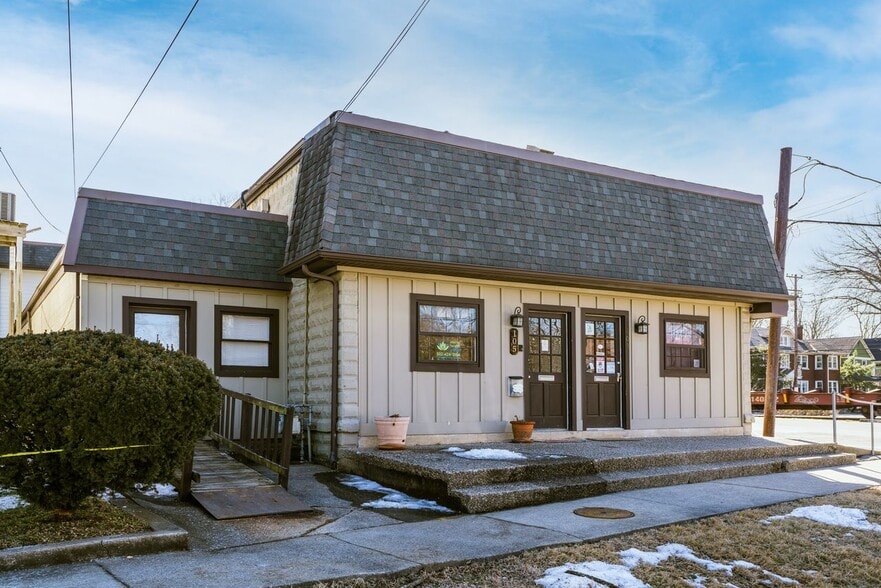 More Photos Of 2915 Frankfort Ave, Louisville Office For Lease