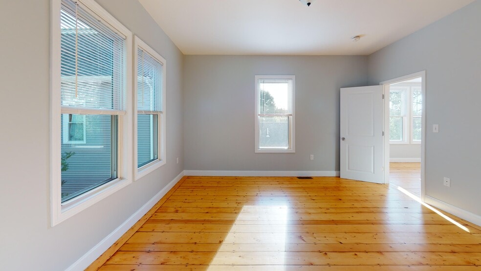 More Photos Of 755 Truman Hwy, Hyde Park Apartments For Sale