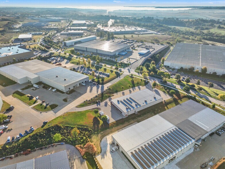 More Photos Of 7495 Chavenelle rd, Dubuque Industrial For Sale