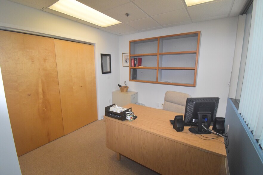 More Photos Of 234-240 Copeland St, Quincy Medical For Lease